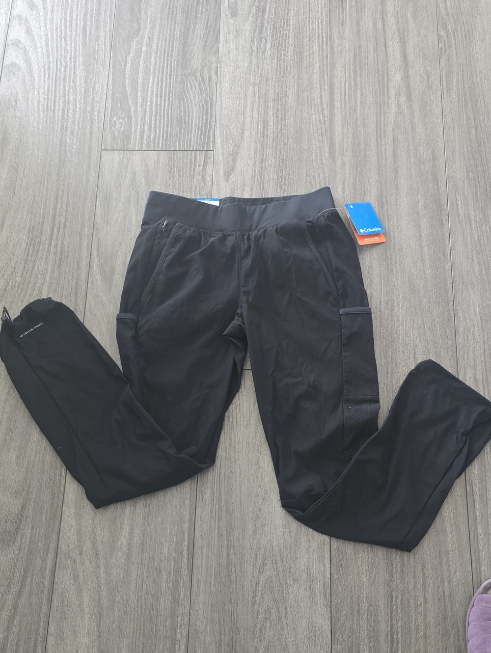 NWT Columbia Black Performance Jogger Pants